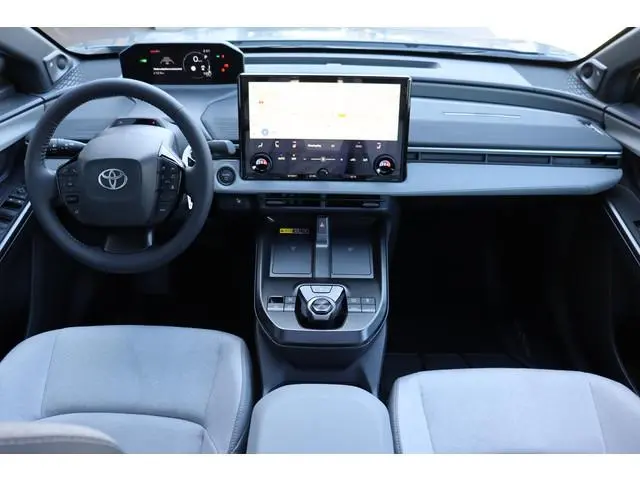 Toyota C-HR+