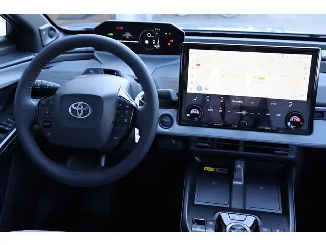 Toyota C-HR+