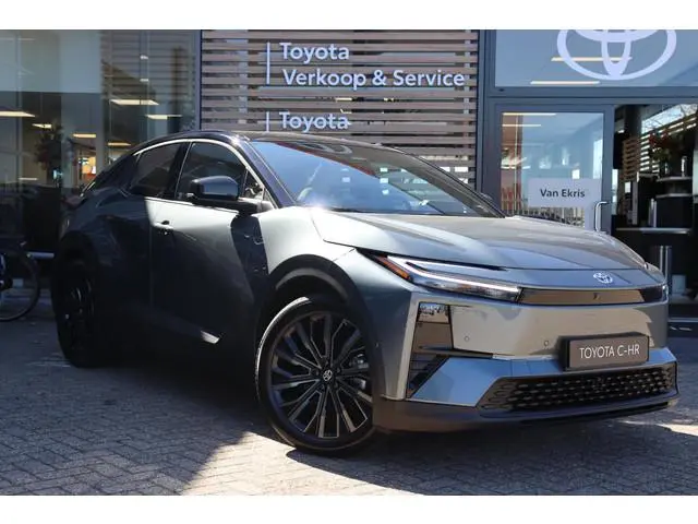 Toyota C-HR+
