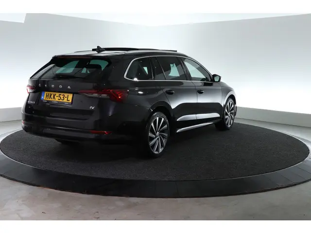 ŠKODA Octavia Combi 1.4 TSI iV PHEV Sportline Business | SCHUIF-KANTEL | STOEL-STUURVERW. | CARPLAY...