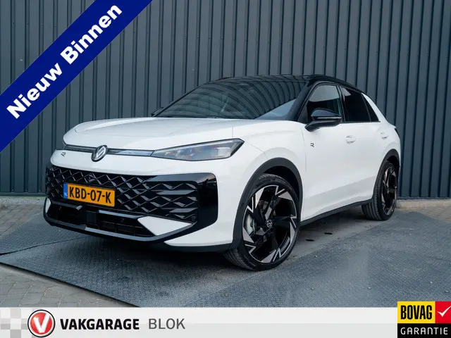 Volkswagen T-Roc 1.5 eTsi R-Line First Edition | Black Style | 360 Camera | Head Up | Elk. A-klep |...
