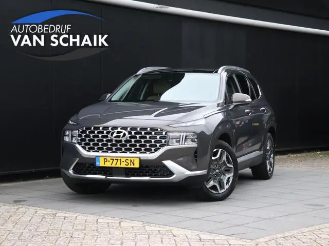 Hyundai Santa Fe 1.6 T-GDI PHEV Comfort Smart Sky | LEDER | PANO-DAK | TREKHAAK | KRELL AUDIO | CAME...