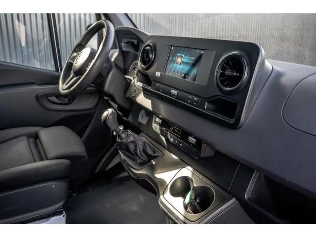 Mercedes-Benz Sprinter 311 CDI L2H2 | Volledig Ingericht | Mbux | Camera | Climatronic