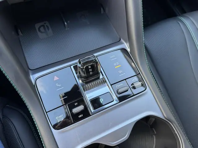 BYD SEAL U