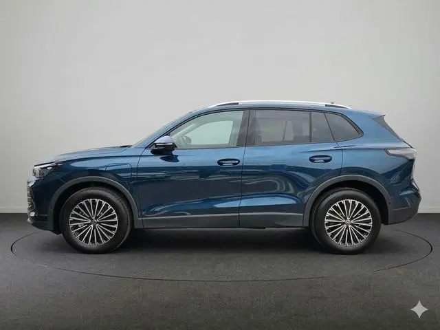 Volkswagen Tiguan 1.5 eHybrid Life Edition 204 PK PHEV | Full LED | Blind Spot | Stoel & Stuur verwa...