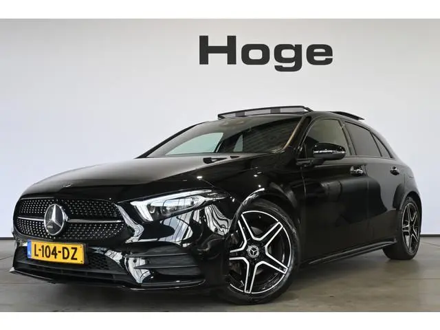 Mercedes-Benz A-klasse 180 Business Solution AMG Nap! Clima CarPlay Cruise Panoramdak Sfeer LED Navi...