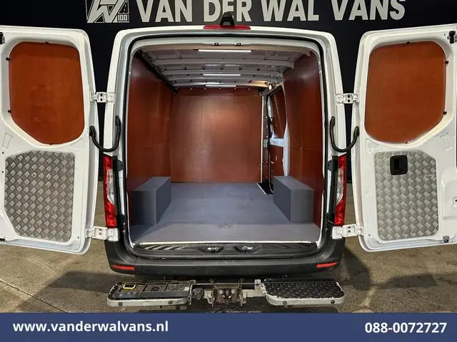 Mercedes-Benz Sprinter 316 CDI 163pk L2H1 Achterwiel aandrijving Euro6 Airco | 2800kg Trekhaak | Cam...