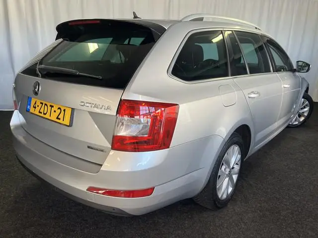 ŠKODA Octavia Combi 1.6 TDI Greenline ECC/PDC/XENON/BLUETOOTH/CRUISE