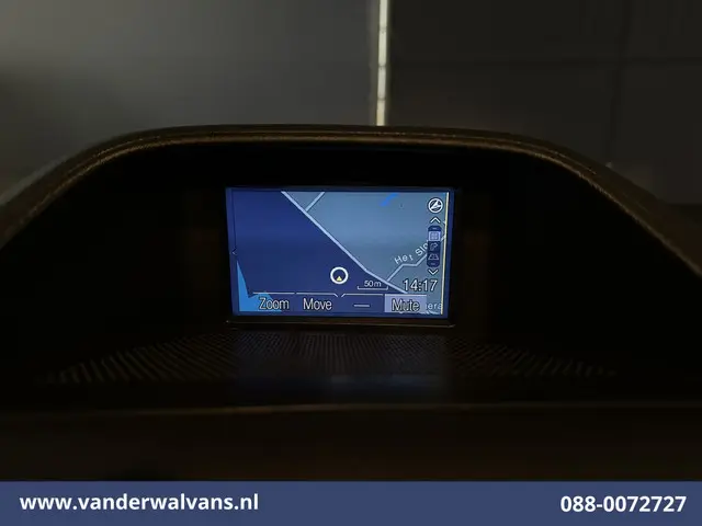 Ford Transit Custom 2.2 TDCI L1H1 Airco | Camera | Navigatie | Cruisecontrol | Trekhaak Parkeersenso...
