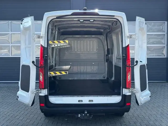 Maxus eDeliver9