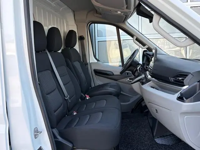 Maxus eDeliver9