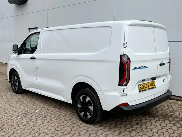 Ford e-Transit Custom 65kWh 136PK Elektrisch L1 344KM WLTP 2300kg Trekvermogen BEV Snelladen LED ACC...