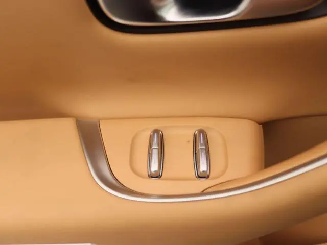 Leapmotor C10