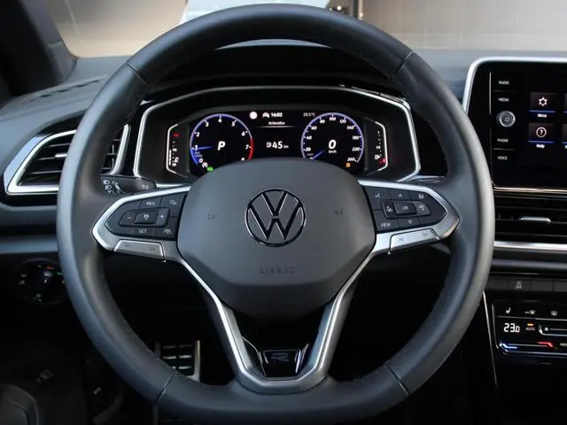 Volkswagen T-Roc 1.5 TSI DSG R-Line + IQ Drive pakket Automaat Camera Navigatie Apple Carplay/Androi...