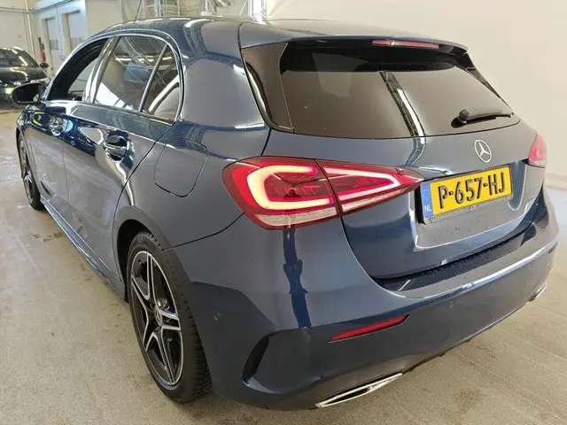 Mercedes-Benz A-klasse 180 Business Solution AMG 1e Eigenaar | Volledig Onderh | BTW | NAP | Widescr...