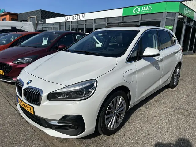 Bmw 2-serie Active Tourer 225xe iPerformance Panodak Leder