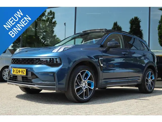 Lynk & Co 01