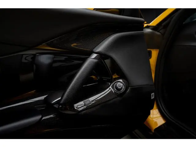 Ferrari 812 GTS