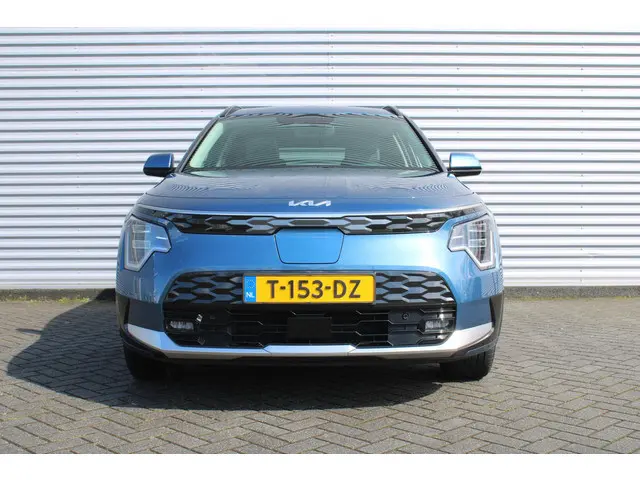 Kia Niro EV DynamicPlusLine 64.8 kWh | Airco | Navi | Camera | Cruise | 17" LM | PDC |