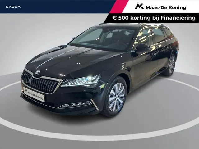 Skoda Superb Combi 1.4TSIiV 160kW/218PK Business Edition Plus · Navigatie · Trekhaak · Camera + Park...