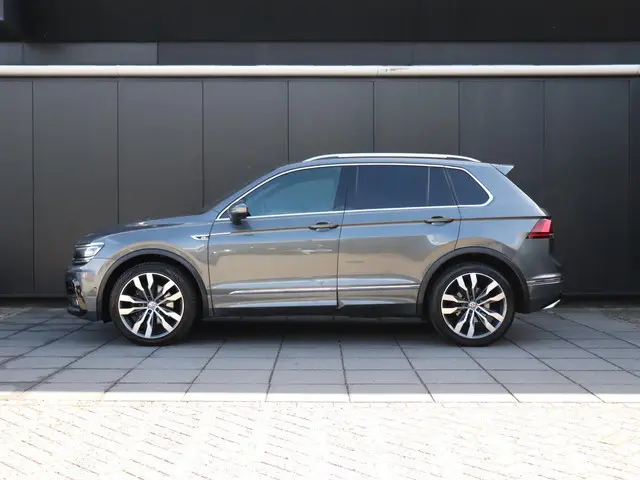 Volkswagen Tiguan 2.0 TDI 4Motion Highline Business R | GRIJS KENTEKEN | MEMORY | LEDER | PANO-DAK |...