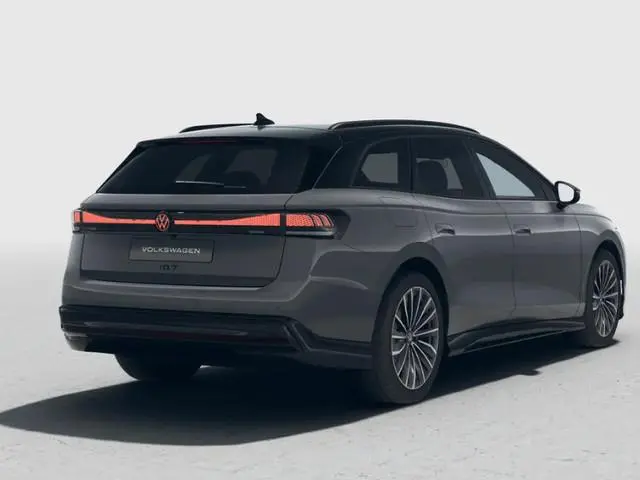 Volkswagen ID.7 Limited Edition Plus 77 kWh accu 286 PK · Achteruitrijcamera · Draadloze telefoonlad...