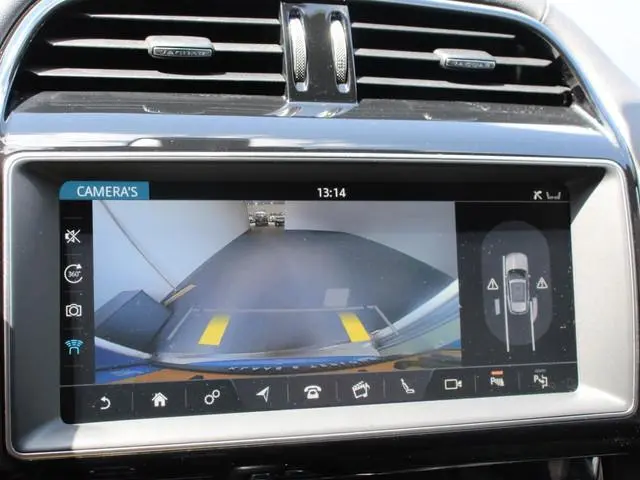 Jaguar F-PACE 5.0 V8 AWD SVR 551 pk Panorama dak Meridian sound Premium Pack Light Pack ACC Leder AD...