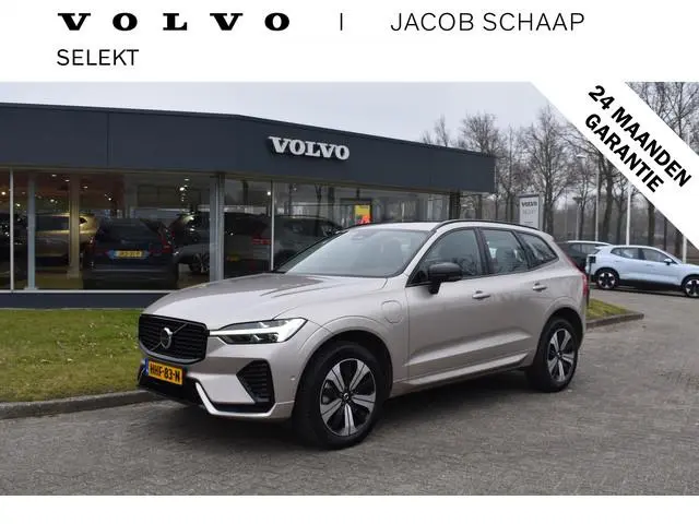 Volvo XC60 T6 AWD 350PK Plug-in Hybrid Plus Dark | Trekhaak | All seasons | 360 Camera | Panodak | A...