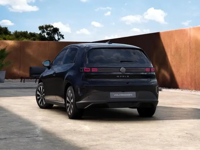 Volkswagen ID. Polo Life First Edition 52 kWh accu, 155 kW / 211 Achteruitrijcamera | Carplay | Stoe...