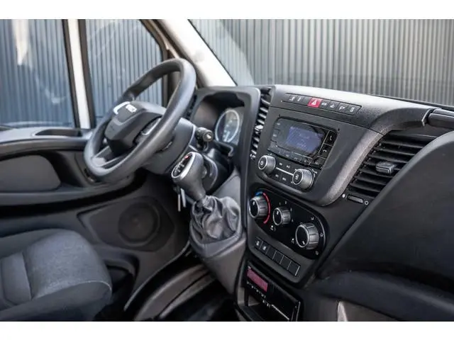 Iveco Daily 3.0L 40C18 | N1 | L4H2 | Cruise | Volledig Ingericht | Airco | Trekhaak | Imperiaal