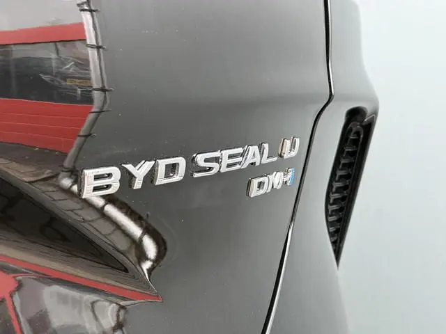 BYD SEAL U