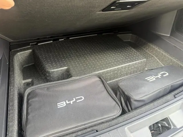 BYD SEAL U