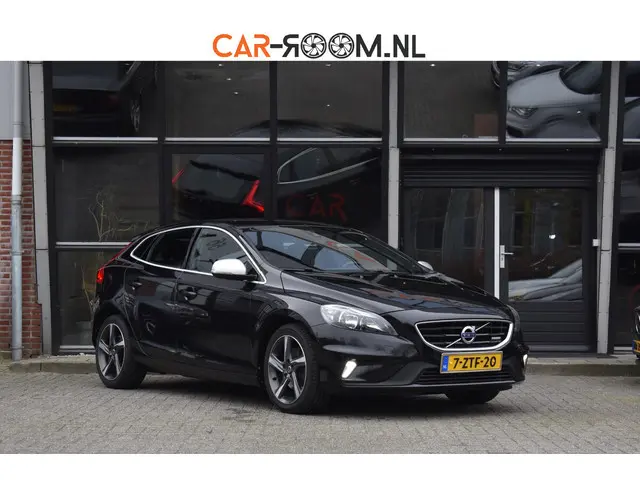 Volvo V40 1.6 T3 R-Design Cruise Navi Trekhaak NAP