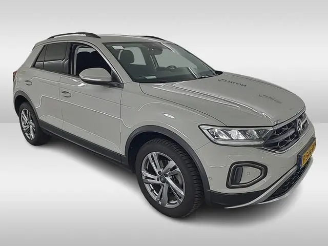 Volkswagen T-Roc 1.0 TSI Life 75 Edition 1e-Eig. & Dealer-Onderh. BOVAG-Garantie. NL-Auto.