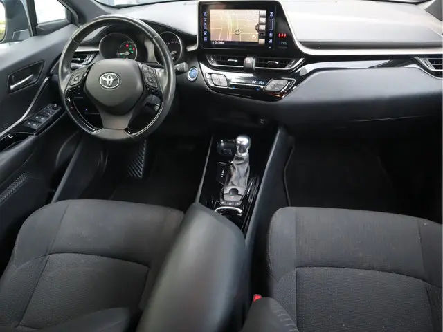 Toyota C-HR 1.8 Hybrid Style Navi / Camera / Climate / Cruise / Stoel-stuurverw Hybride