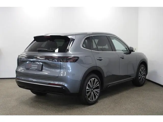 Geely Starray EM-i