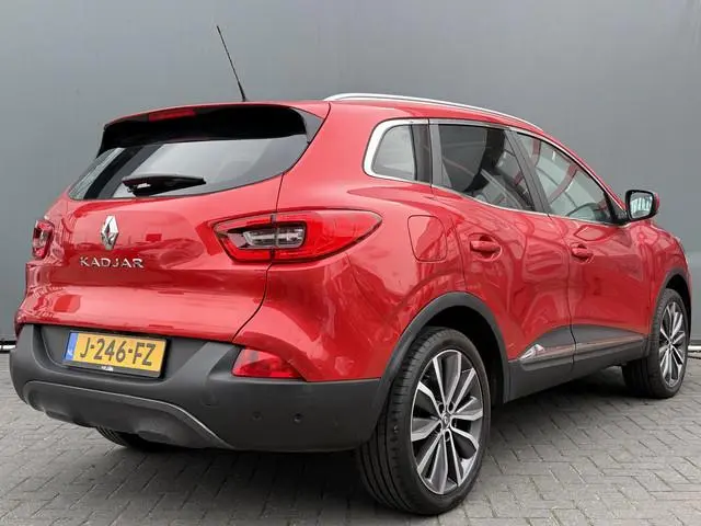 Renault Kadjar BWJ 2016 1.2 131 PK TCe Extase AUTOMAAT LEDER | PANO | LANE ASSIST | STOELVERW. | ELK...