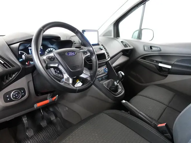 Ford Transit Connect 1.5 EcoBlue L2 Trend Navigatie Airco Parkeersenoren Camera Carplay 3Zits