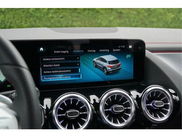 Mercedes-Benz EQA