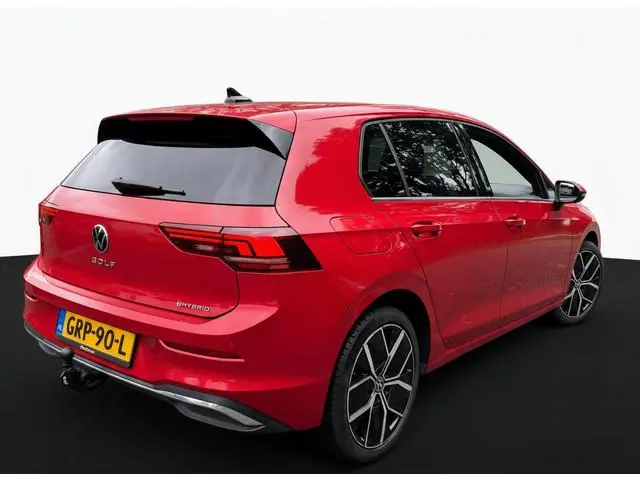 Volkswagen Golf 1.5 eHybrid 204PK PHEV 50 JAREN EDITIE CAMERA/ALCANTARA/TREKHAAK/HEAD-UP