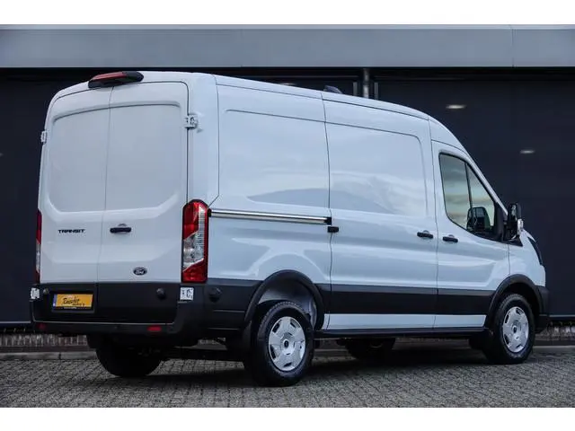 Ford Transit L2H2 2.0Tdci 130Pk | 350 | 3.500Kg Trekgewicht | Trend | Virtual Cockpit | Achteruitrij...