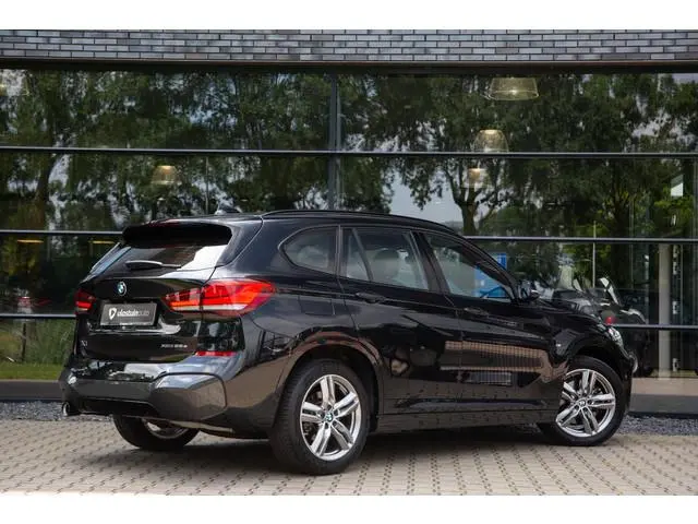 BMW X1 xDrive25e M-sport , Stuur/Stoelverwarming, Leder, Groot Scherm