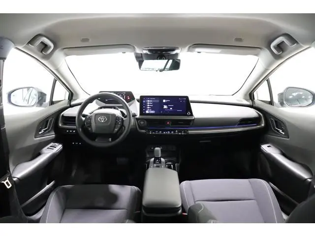 Toyota Prius Plug-in Hybrid 220 Executive, Blind Spot, Apple Carplay & Android Auto, Stoel & Stuur v...