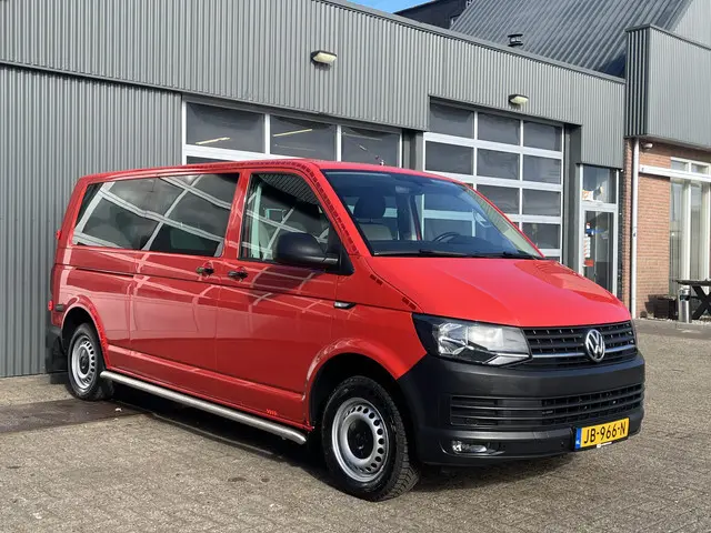 Volkswagen Transporter Kombi 2.0 TDI L2H1 150pk Btw en Bpm vrij!! Airco Cruise control Parkeersensor...