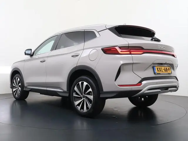 BYD SEAL U