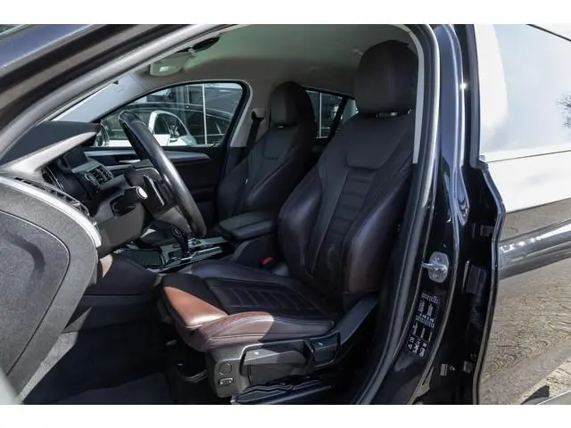 BMW X4 xDrive20i High Executive Edition Stoelverwarming V+A | Luxe Lederen Bekleding | Afn. Trekhaak...