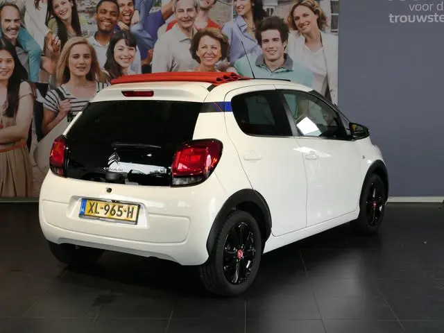 Citroën C1 1.0 VTi Airscape Urban Ride *Elektrisch schuifdak!* - Apple carplay/ Android auto - Airco...