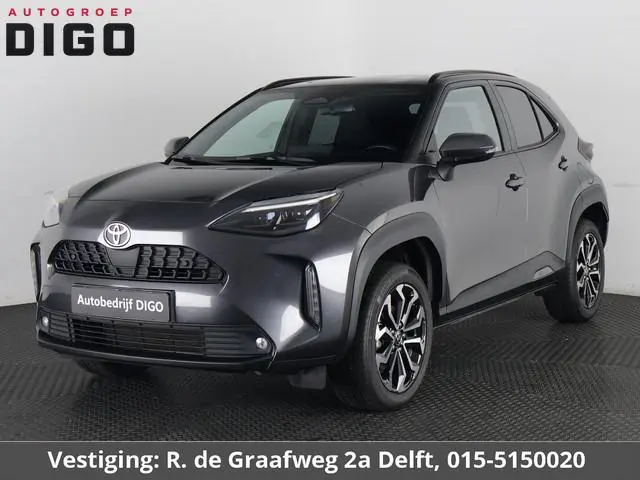 Toyota Yaris Cross 1.5 Hybrid 115 Dynamic Luxury | Stuur- & Stoelverwarming | Parkeersensoren | Adap...