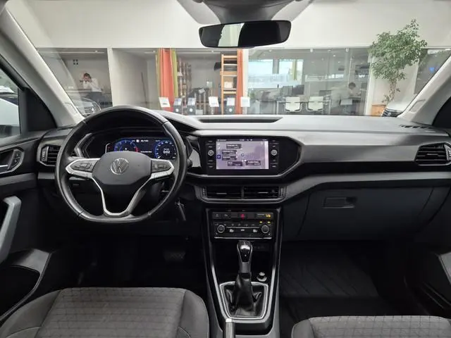 Volkswagen T-Cross 1.0 TSI Life [DIGITAL COCKPIT| AUTOMAAT| CARPLAY| CRUISE CONTROL