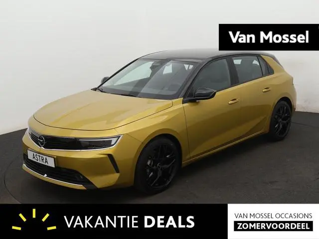 Opel Astra 1.2 Edition | 110pk | 18" Lichtmetalen Velgen | Parkeersensoren | Demo |
